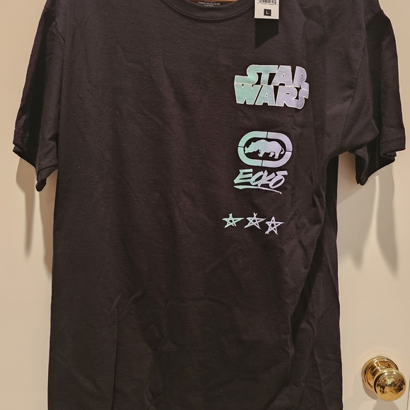 The product is a Star Wars Ecko Black T-shirt in size L made of 100% cotton. - Picture 1 of 4